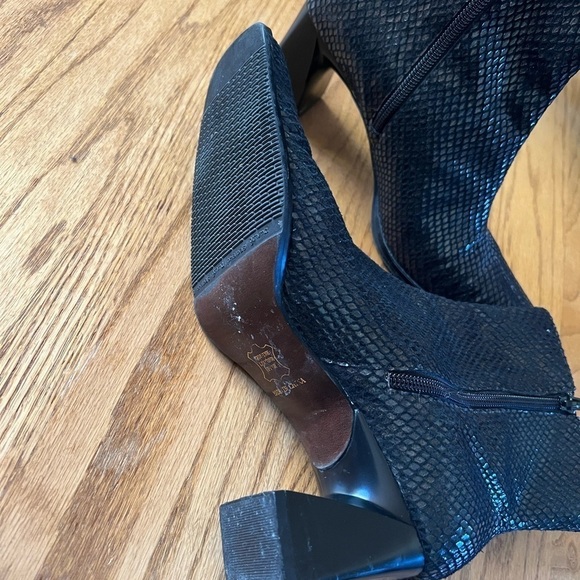 Naturalizer Boots Women’s 9 Snake Skin Print Chunky Heel Ankle Leather - Picture 6 of 11